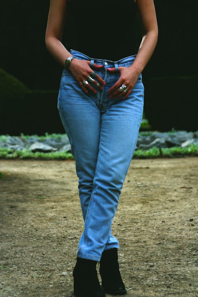 Women High-Waist Jeans