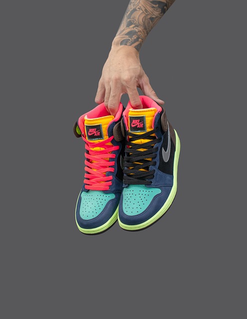 Men High-Top Sneakers